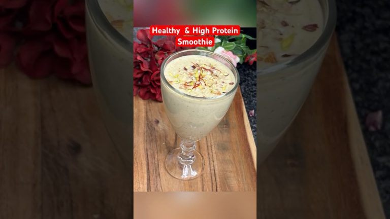 Banana Smoothie Recipe | Fasting Smoothie #shorts #smoothie #navratrirecipes #vratrecipe #healthy