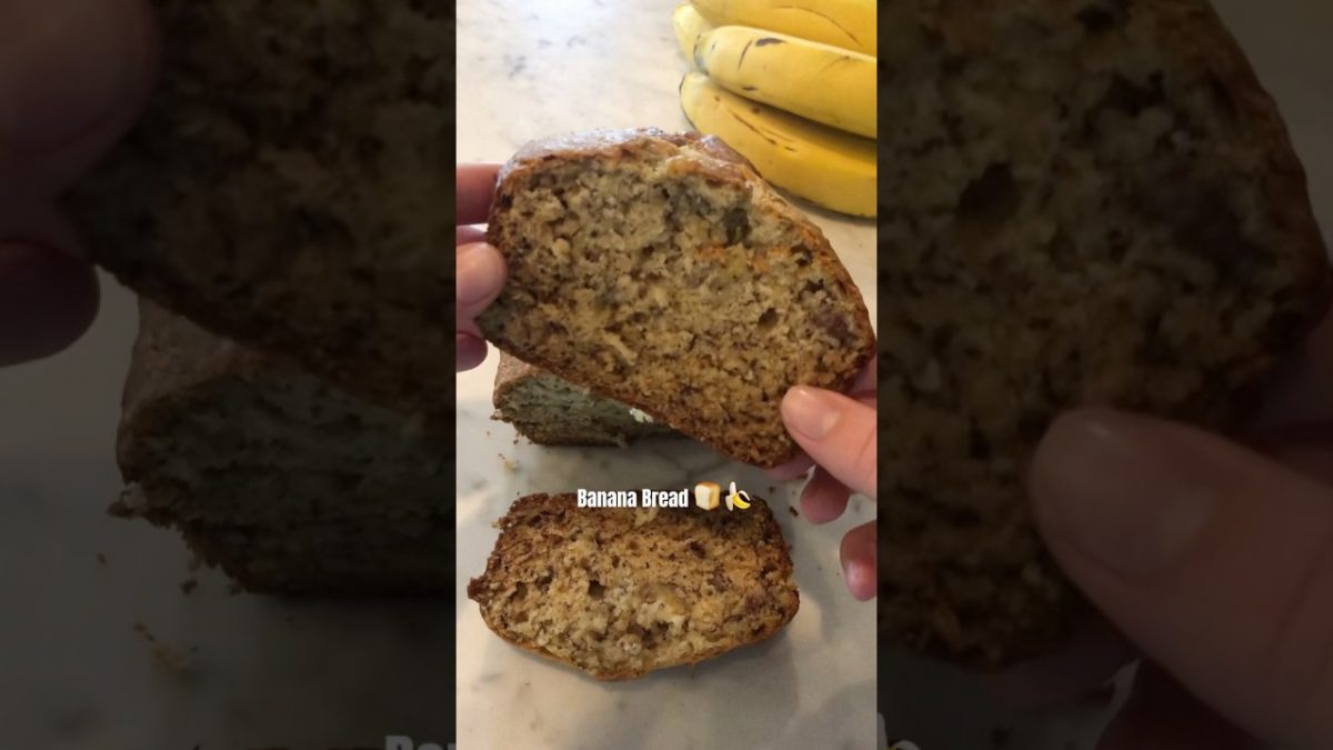Super moist banana bread!!! #bananabread #recipe