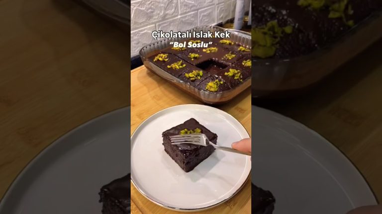 EN GARANTİ BOL SOSLU ISLAK KEK🍰 #shortvideo #cake #cakedecorating #cakedesign ##cakesoeasy #tasty