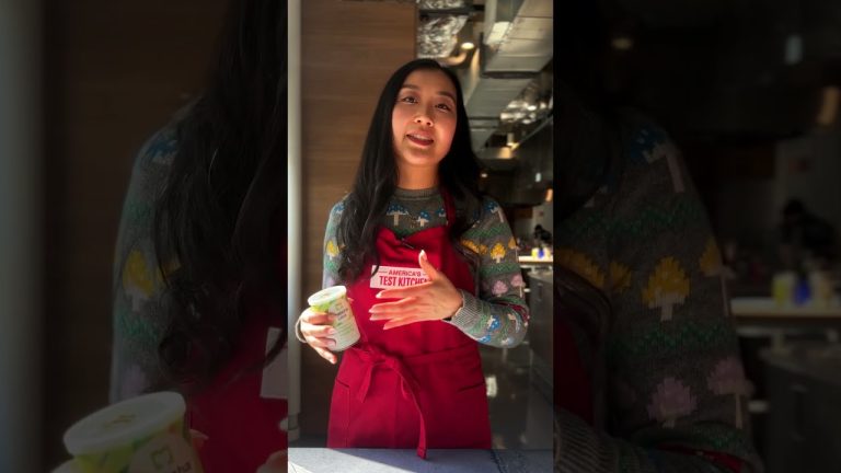 The Perfect Morning Matcha Smoothie