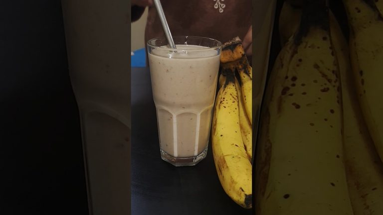 No Add Sugar Healthy Banana Milkshake 🍌🥤 #shorts #milkshake #healthy #asmr #asmrsounds