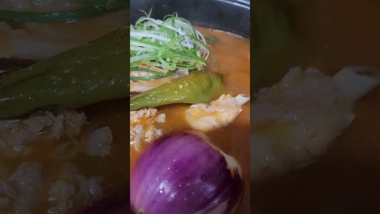 Pork bone soup | Spicy soup |Pork recipe #cooking #food #shortsviral #koreanfood #recipe #fyp