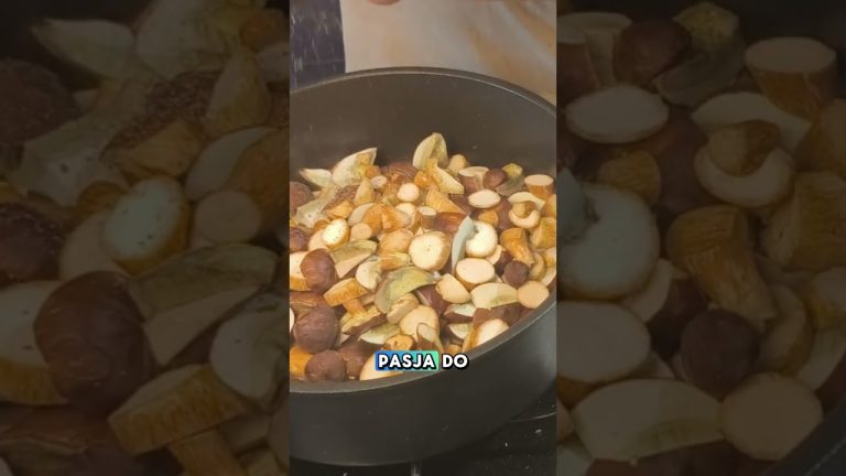 NAJLEPSZY TRADYCYJNY PRZEPIS NA SOS GRZYBOWY 👨‍🍳 #sos #grzyby #gotowanie #przepis #jedzenie #shorts