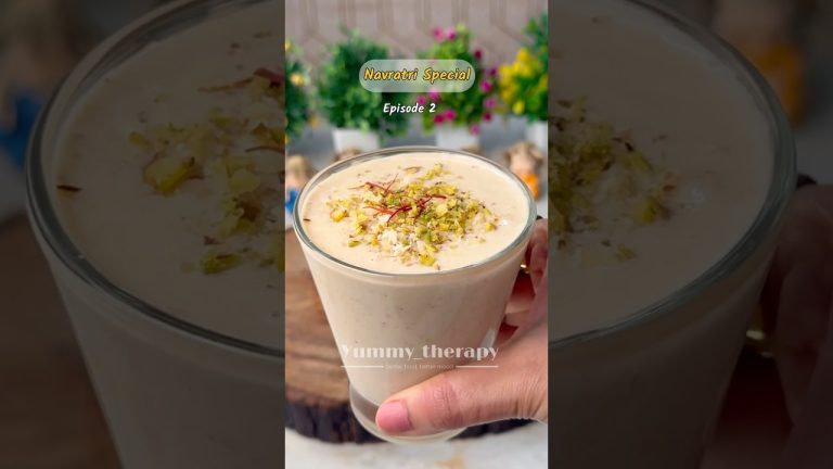Viral Navratri Special Smoothie Recipe 😍😍 #shorts #shortsfeed @Yummy_therapy