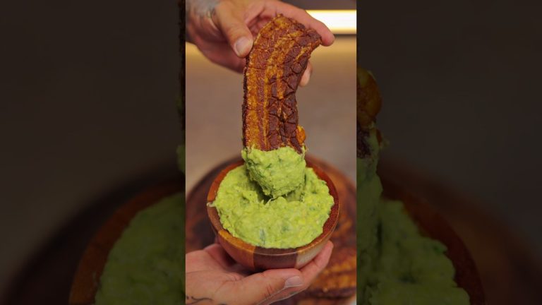 Smoked Fried Chicharron 🥑 #porkbelly #easyrecipe #crunchy #recipeideas #chicharrones #chicharron