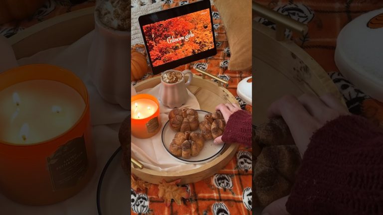 Cozy Fall Cinnamon Rolls ! 🍂  #baking #autumn