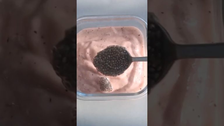 SMOOTHIE BOWL,with chia seeds🥣 @cookinghouse15