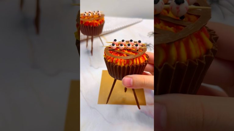 BBQ Eyeball Cupcakes 👁️🔥 #halloween #shorts #cupcake
