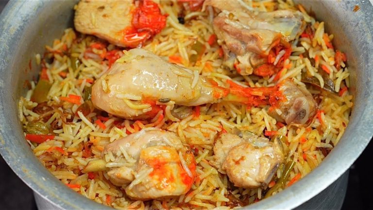 Muslim Style Chicken Biryani Recipe | Adha Kilo Chicken Biryani | यखनी बिरयानी बनाने का तरीका