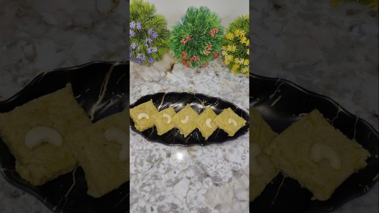 लौकी की टेस्टी रेसिपी || Lauki ki Barfi easy & tasty #ytshorts #sweet #cooking #recipe #shorts