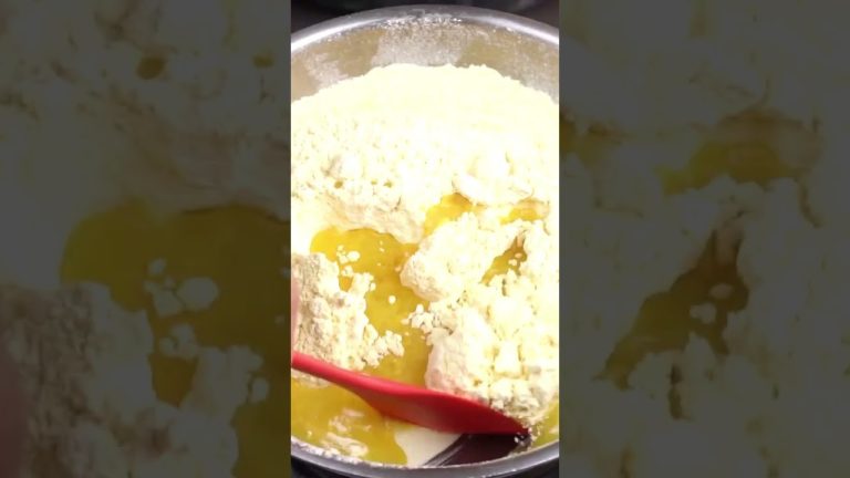 Besan Ke Laddu Recipe | Melt in Mouth Sweet | #shorts