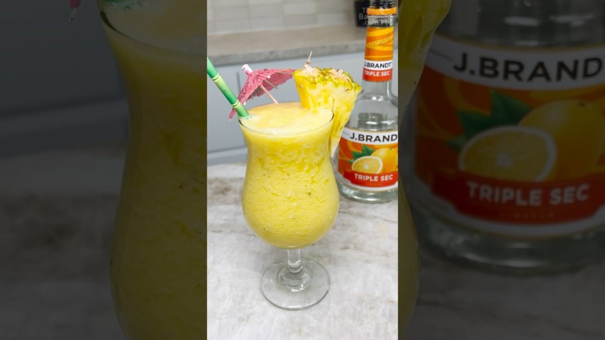 Pineapple Lemon Drop Smoothie #cocktail #lemon