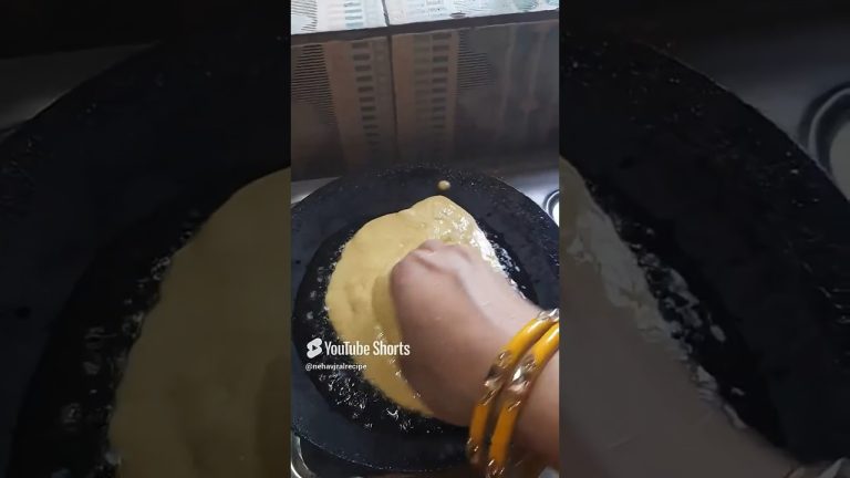 how to make cook tawa roti #food #pancake #recipe #cooking #shortsfeed #nehaviralrecipe #explore #yt