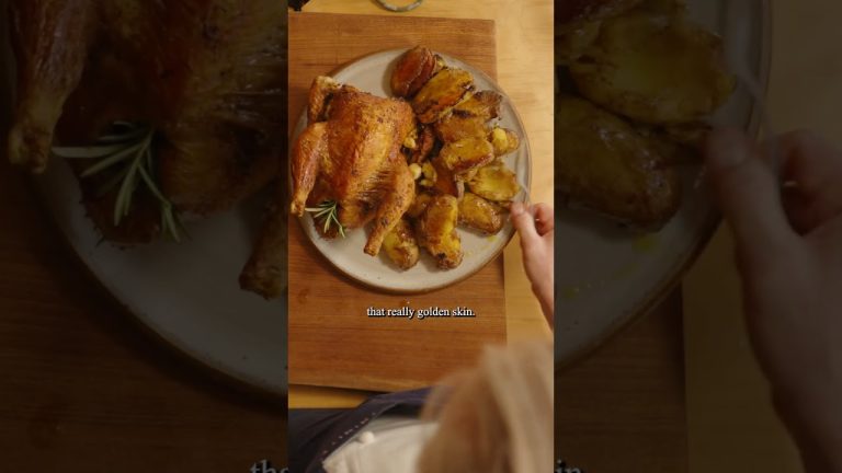 The BEST Roast Chicken and Potatoes #chef #chicken #roast #rotisseriechicken