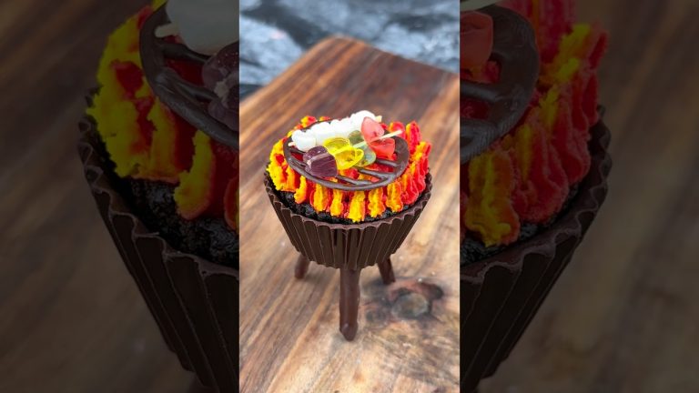 BBQ Cupcake 🧁🔥 #cupcakes #dessert #cakedecorating #cupcakeideas