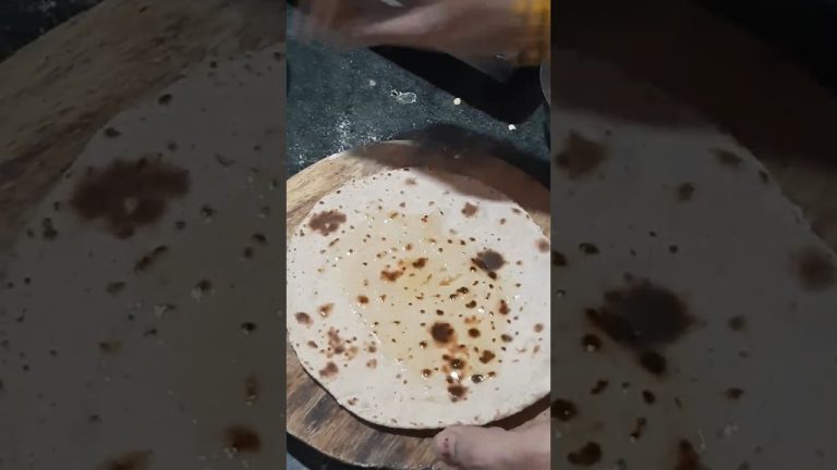 roti#food #streetfood #foodie #neha viralrecipezz#paratharecipe#funny#roti#short#ytsort#yt#👍👌👍😊