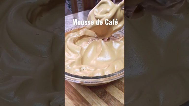 Mousse de café com 3 ingredientes em 3 minutos #shorts #trending