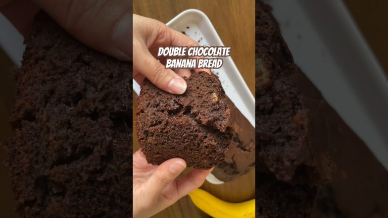 Double Chocolate Banana Bread 🍫🍌 check out the full recipe video on my channel ❤️ #bananabread
