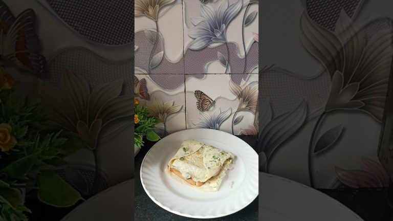 Simple but tasty 🤤😋 bread omlet #shorts #youtubeshorts #trending #viral #recipe