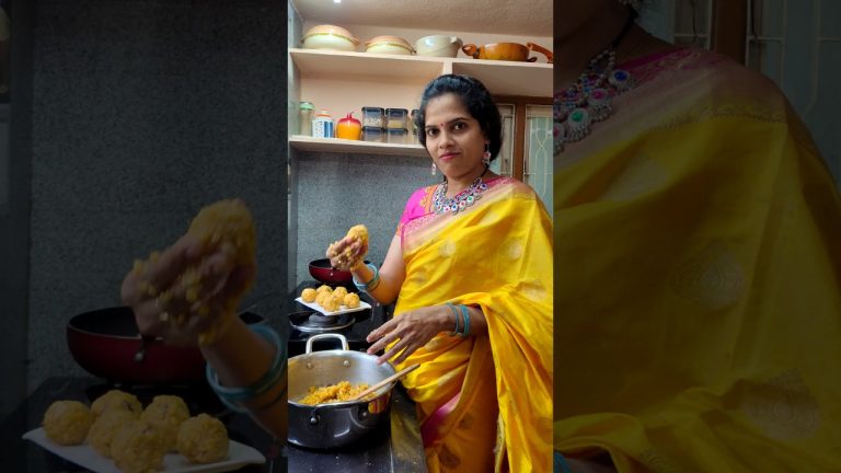 శెనగపిండి బెల్లం చాలు🤔 #food #telugufood #recipe #laddu #sweet #easyrecipe #viral #shorts #trending