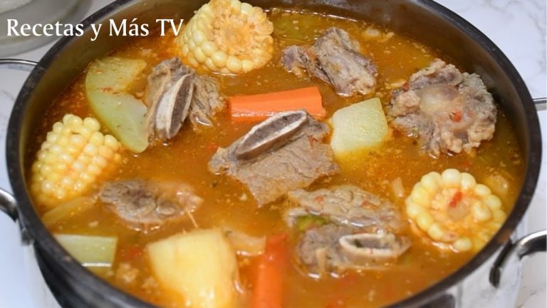 Caldo de Res Nutritivo y Sabroso con Verduras