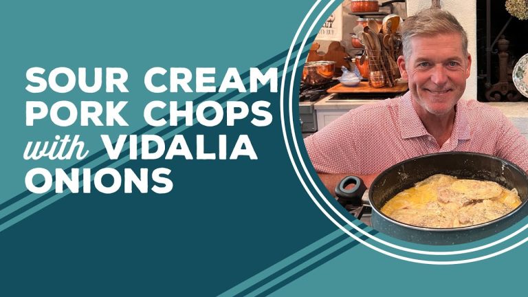 Love & Best Dishes: Sour Cream Pork Chops with Vidalia Onions Recipe