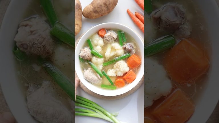 Vietnamese pork spare rib soup with potatoes, carrots, and cauliflower (canh suon khoai tay)