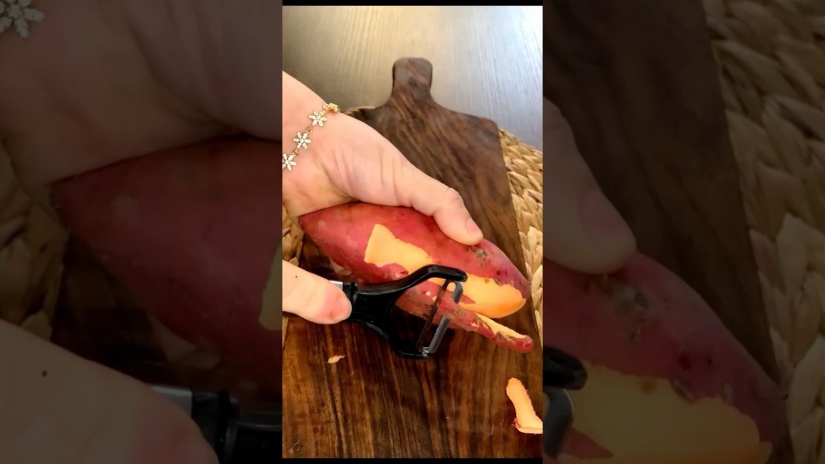 Only two ingredients! Delicious dessert without sugar, flour, eggs or gelatin