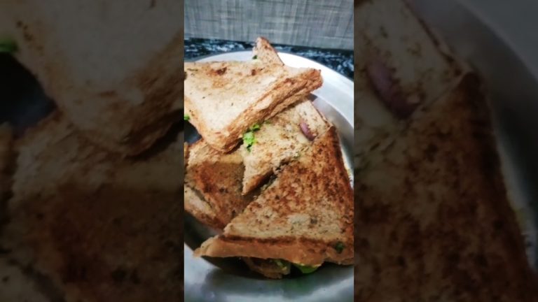 Aaloo Sandwich 🥪 #aatabread #yummyfood #foryou #ytshorts
