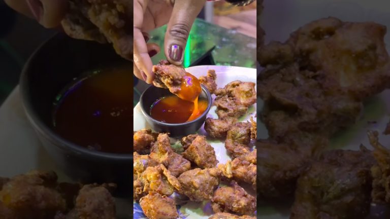 Chicken Pakoda Recipe😍 #shorts #ytshorts #pakora #chickenpakoda #viral #cooking #esyrecipe