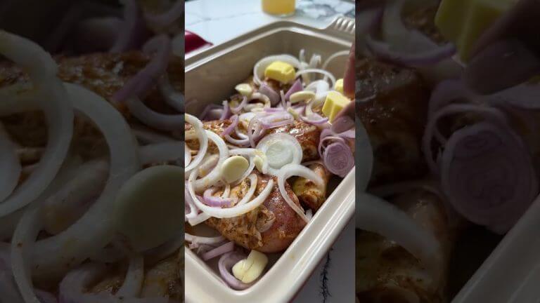 Fall off the bone baked chicken #bakedchicken