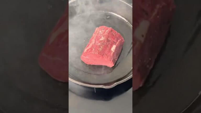 Chảo gang dùng lâu nhưng không được rửa? #gofood_vn #lodgecastiron