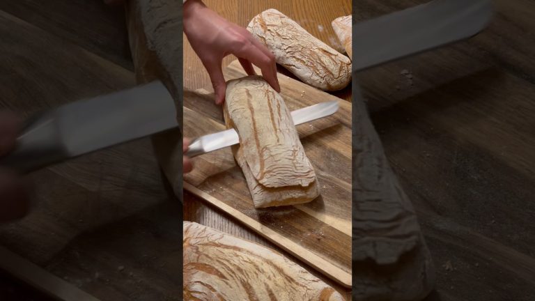 If you don’t have a Sourdough Starter this recipe is for you! A delicious, soft CIABATTA 🥖