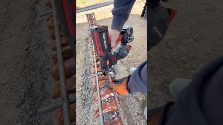 Grilling Gingerbread Ribs On The Jobsite #sponsored @5hourenergyshot