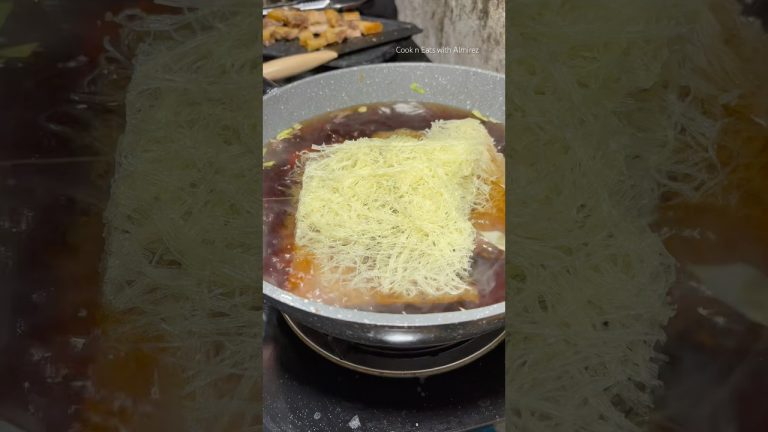 Pancit for breakfast, lunch, or dinner?🤤 #shorts #food #cooking #viral