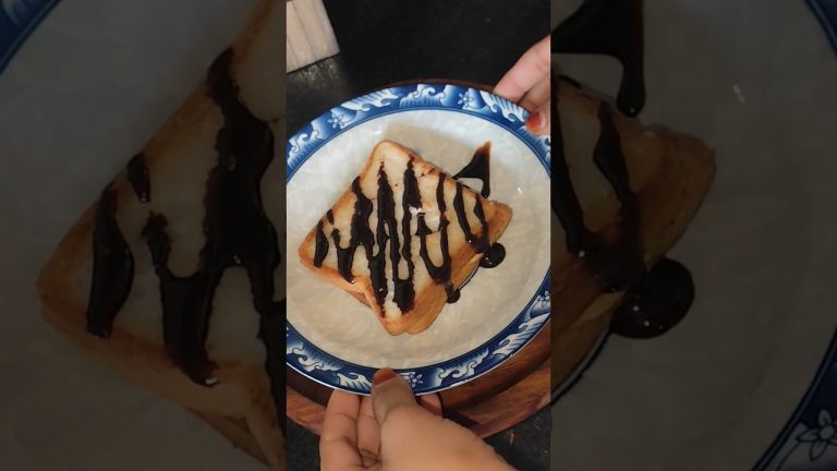 Bread with Peanut Butter🍞🧈🥰#bread #snacks #peanutbutter By Rukaiya Home Vlogs