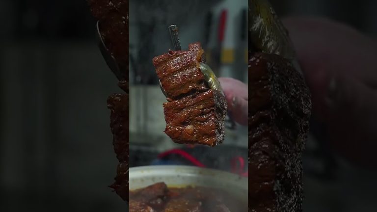 How do you cook this delicious Birria Torta Ahogada sandwich🥪?With wireless ThermoPro TempSpike🌡🔥