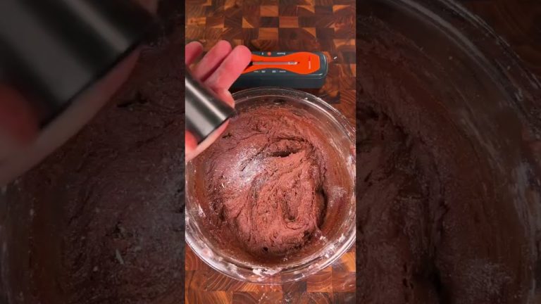 Sound on for this fabulous chocolate pie present by ThermoPro TempSpike Plus