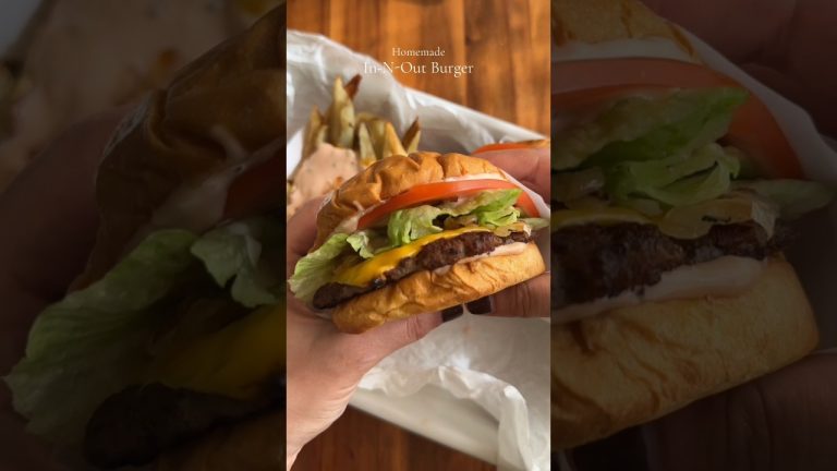 KFC-Style Chicken Burger at Home 🍔🔥 #chicken #chickenburger #shorts