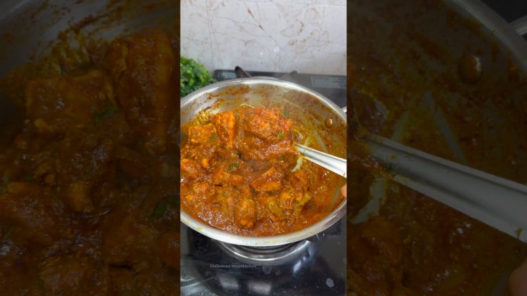 1/2kg chicken తో ఎక్కువ గ్రేవి వచ్చే విధంగా చికెన్ కర్రి ఈ ఒక్క మసాలా పేస్ట్ వేస్తే చాలు👌😋#shorts