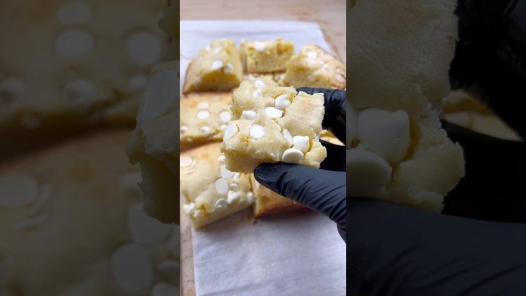 White Chocolate Brownie with Condensed Milk 🔥 #brownie #baking #dessert #chocolate #food #recipe
