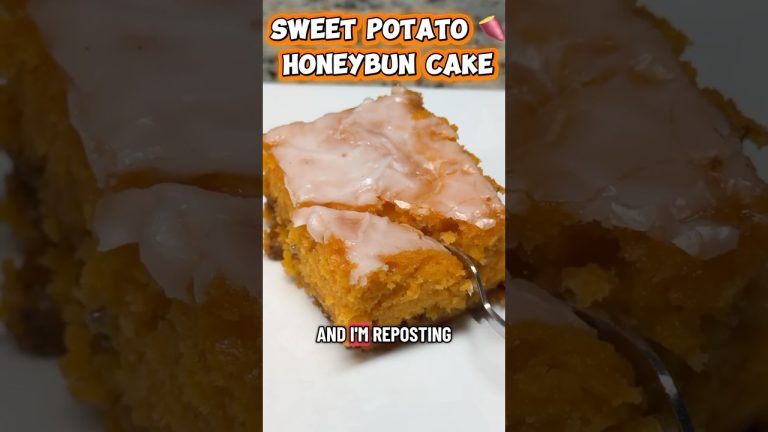 This Sweet Potato Honeybun Cake MUST be on your Thanksgiving dessert table