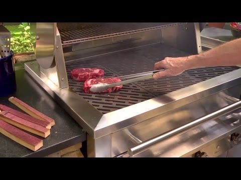 Secrets to Grilling the Perfect Steak on a Kalamazoo Hybrid Fire Grill