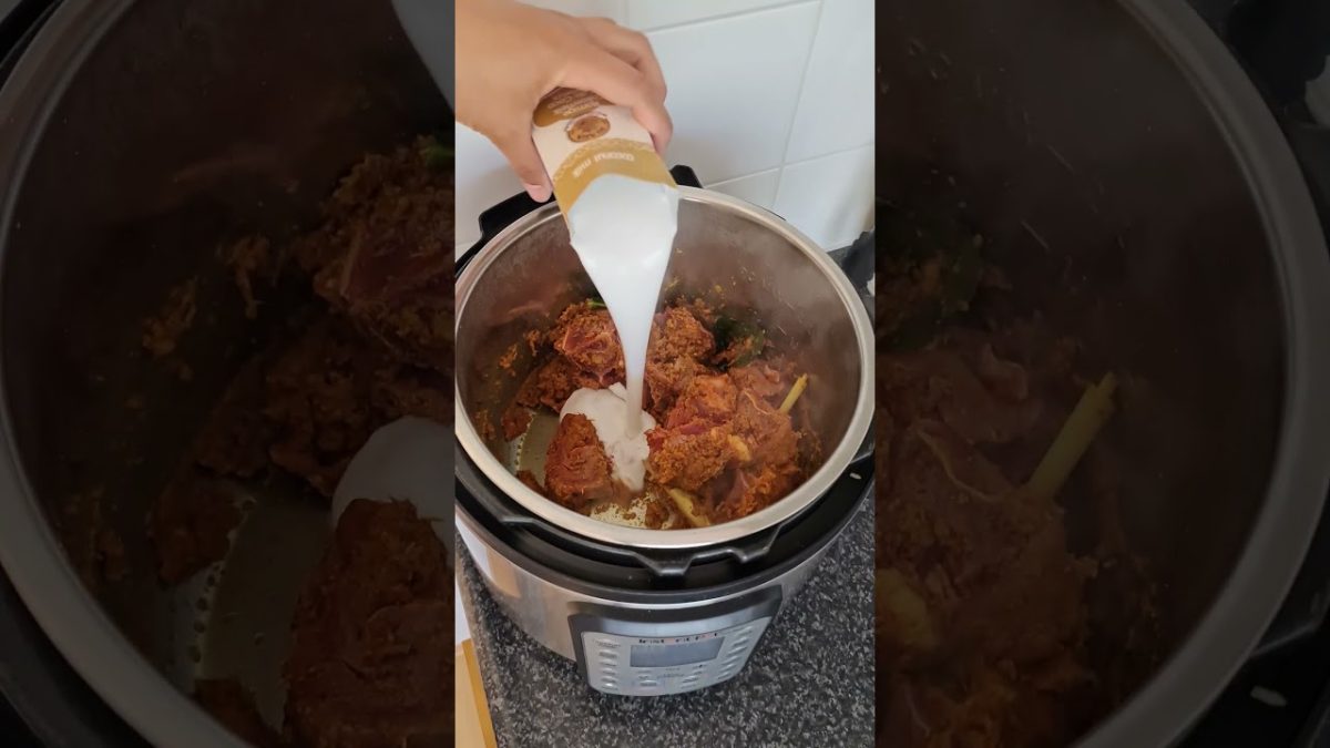 Easy Instant Pot Beef Rendang