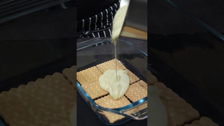 NO-BAKE BISCUIT CAKE 🍪🍰🍫 with Vanilla Cream, Chocolate and Peanut #shorts #asmr #recipe