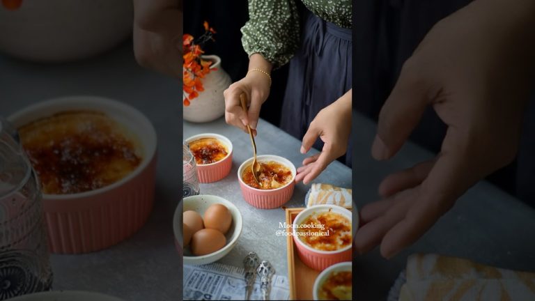 Best & Easy classic Creme Brulee #recipe #baking #easyrecipe #dessert