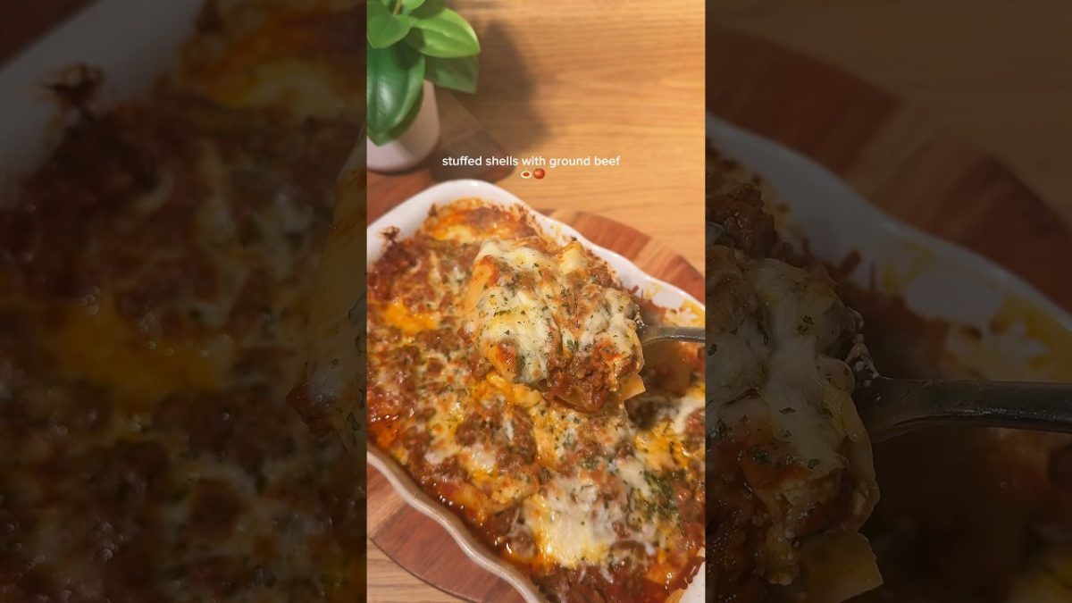 Cozy dinner idea. Stuffed shells with ground beef 🍝🍅 #cooking