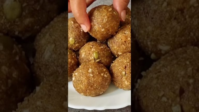 Methi Laddu #recipe #shortsvideo #shortsyoutube #methi #laddu #kitchentune #easyrecipe #food