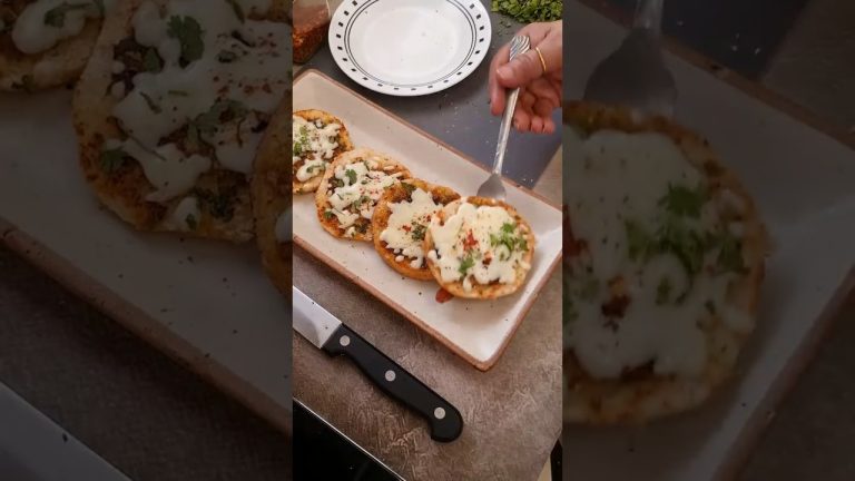 Instant garlic bread recipe | Kid's special snack- quick cheese garlic bread recipe without oven