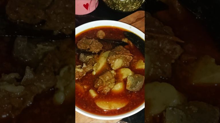 so delicious aloo gosht recipe #shorts #recipe#youtubeshorts#cooking #food #subscribe #cookwithurwa
